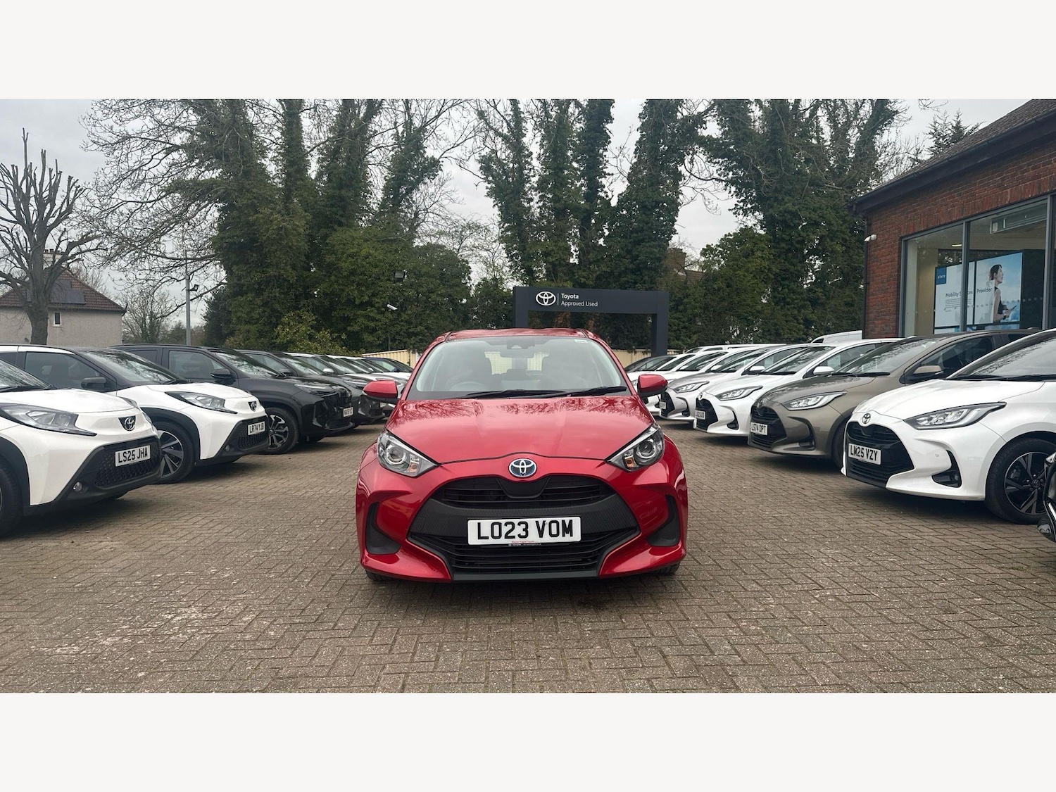 Used Toyota Yaris 2023 for sale - 78100847: Photo 18