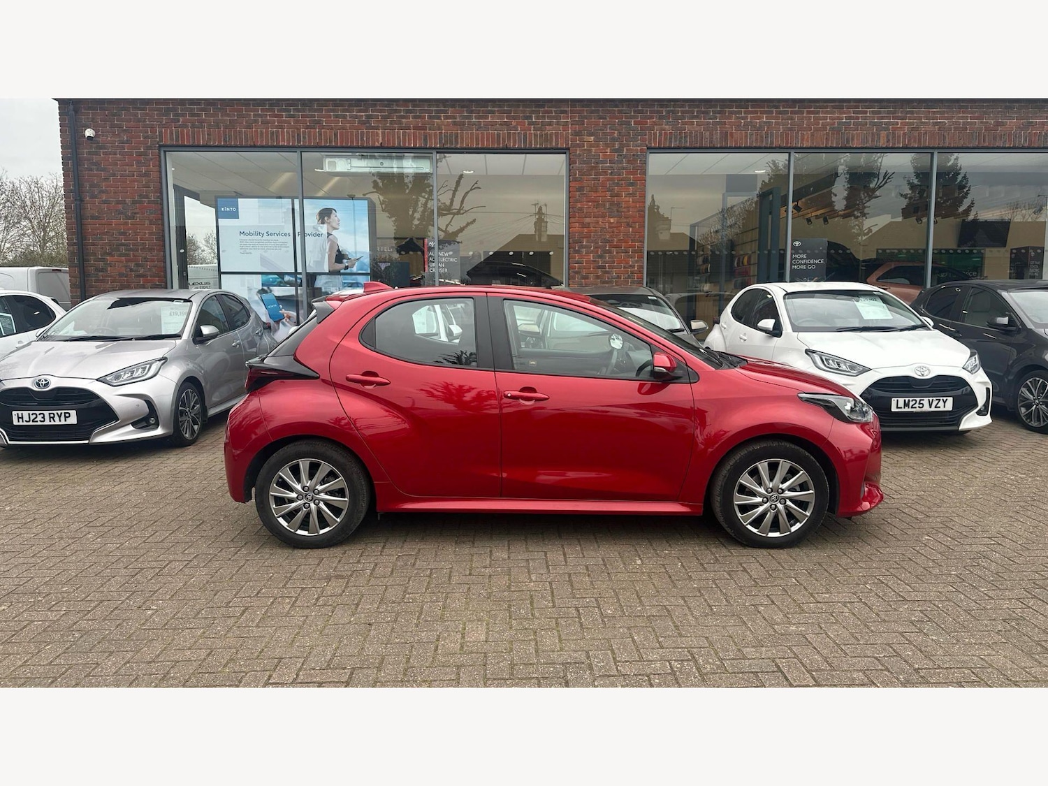 Used Toyota Yaris 2023 for sale - 78100847: Photo 19