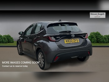 Used Toyota Yaris 2022 for sale - 76361519: Photo