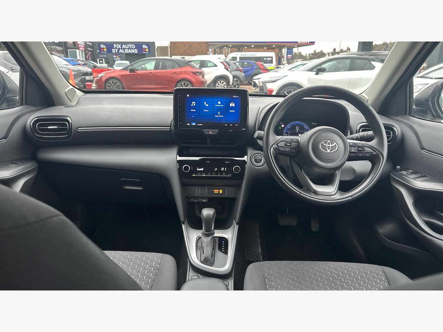 Used Toyota Yaris Cross 2024 for sale - 77330600: Photo 7
