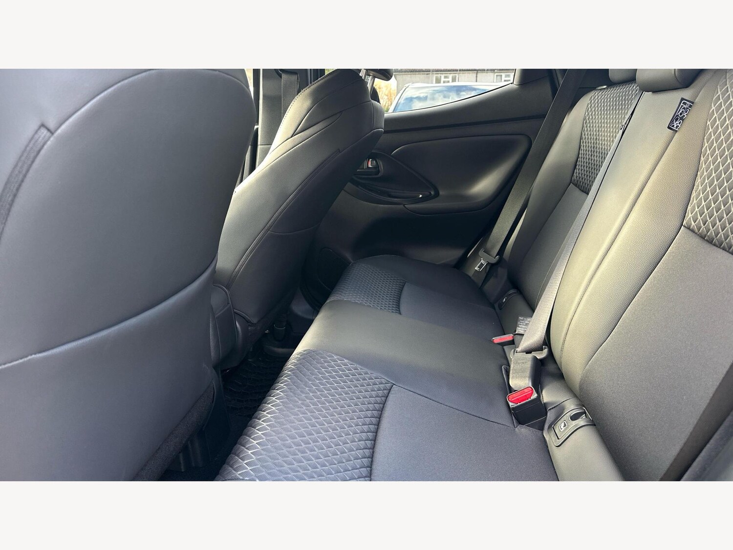 Used Toyota Yaris 2025 for sale - 77066445: Photo 15