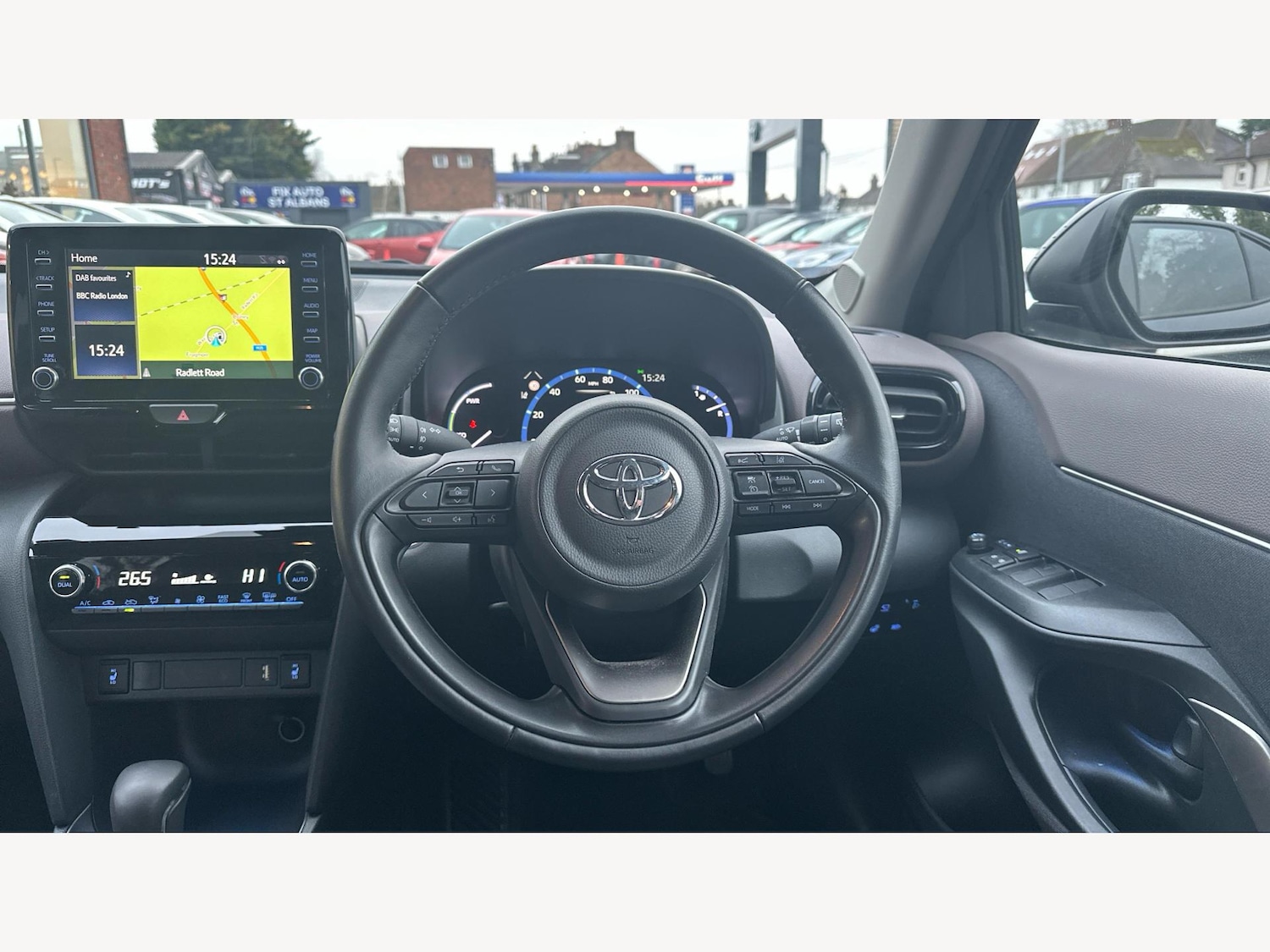 Used Toyota Yaris Cross 2024 for sale - 77290968: Photo 8