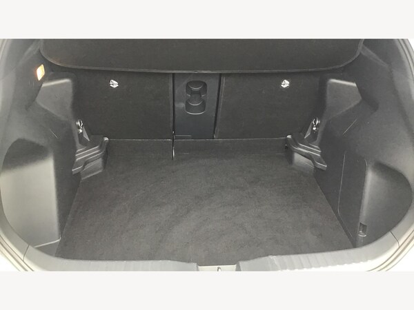 Used Toyota Yaris Cross 2022 for sale - 76337866: Photo 16