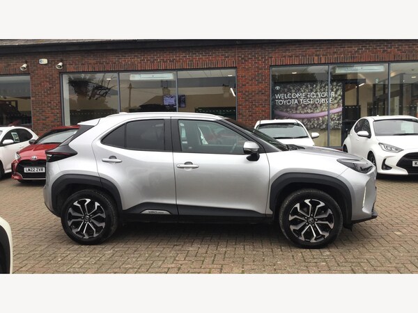 Used Toyota Yaris Cross 2022 for sale - 76337866: Photo 18