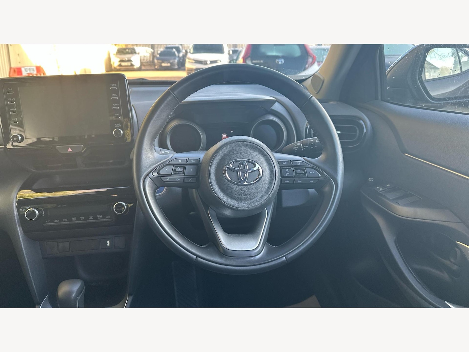 Used Toyota Yaris Cross 2024 for sale - 76743066: Photo 8
