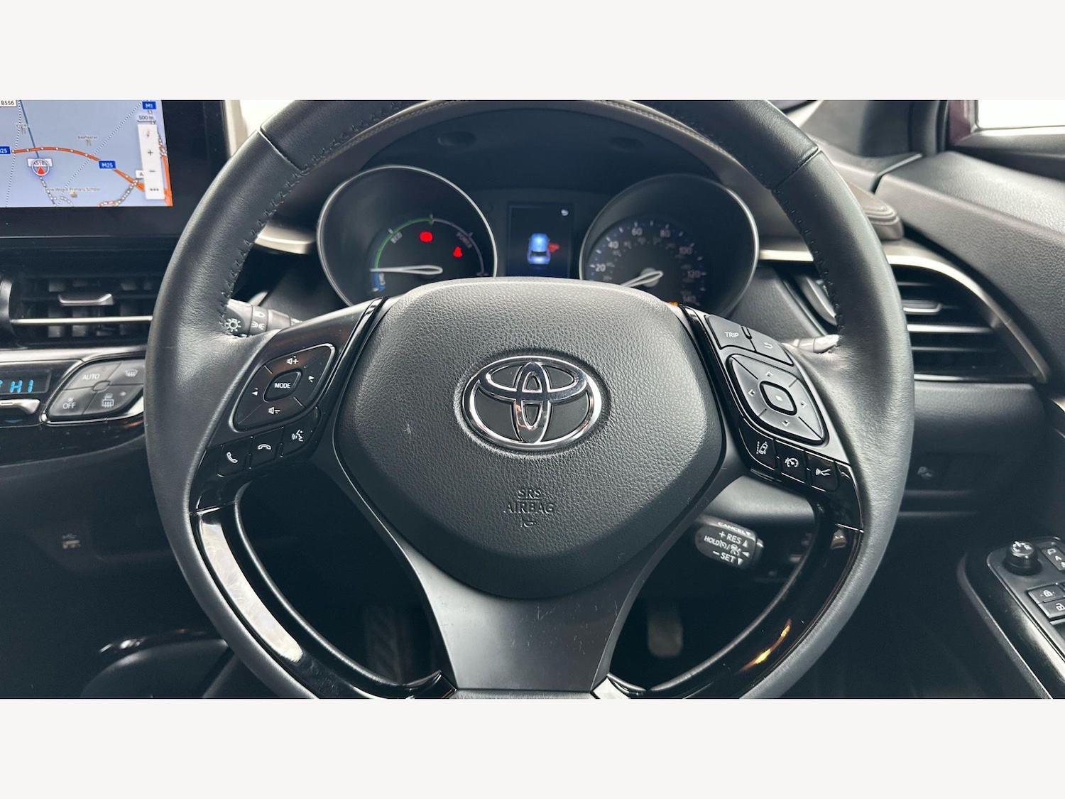 Used Toyota C-HR 2023 for sale - 78157039: Photo 10