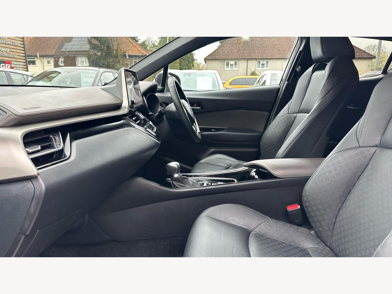 Used Toyota C-HR 2023 for sale - 78157039: Photo 12