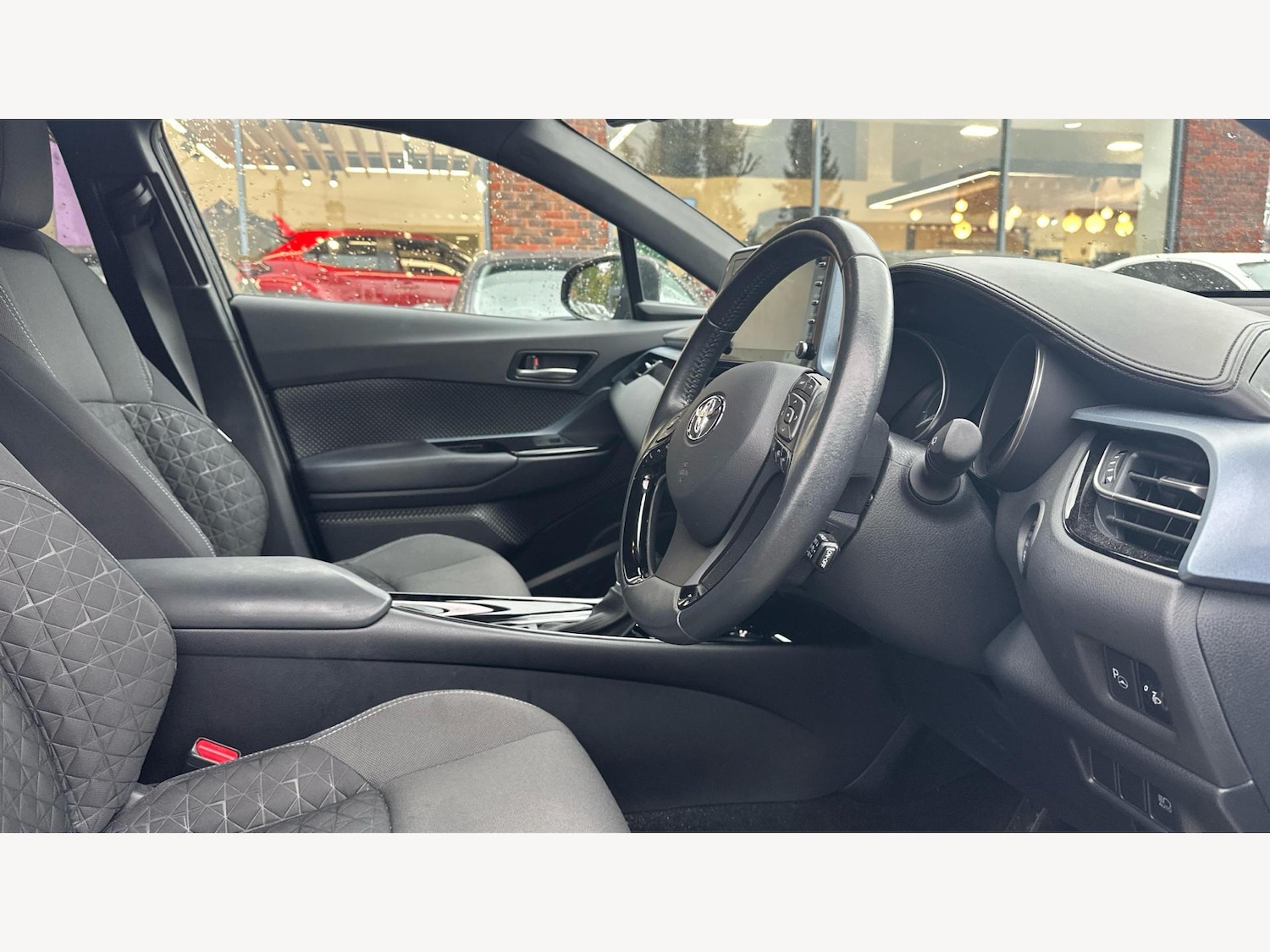 Used Toyota C-HR 2021 for sale - 76423125: Photo 13