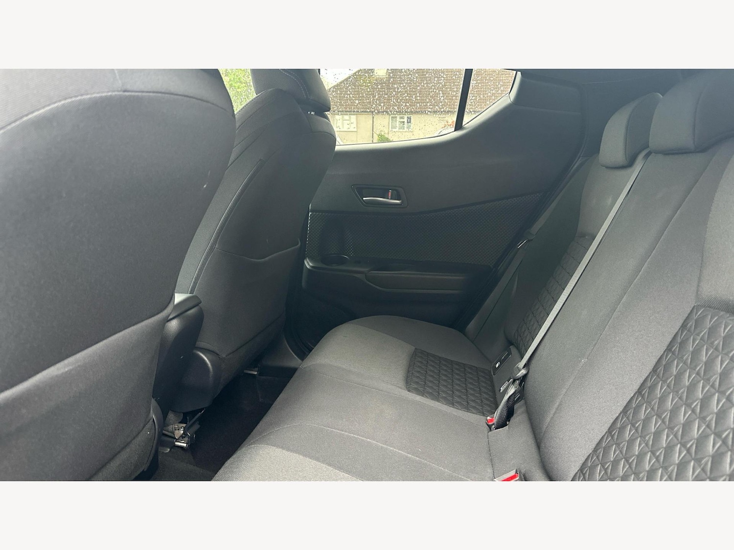 Used Toyota C-HR 2021 for sale - 76423125: Photo 15