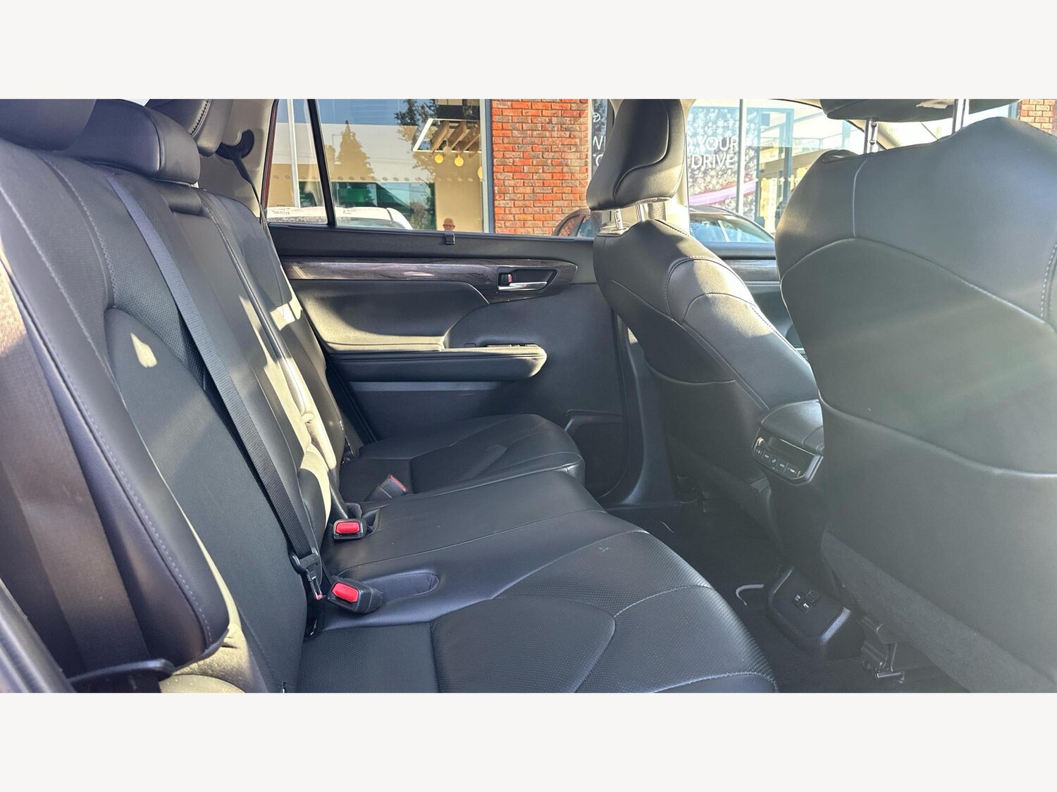 Used Toyota Highlander 2021 for sale - 76976451: Photo 14