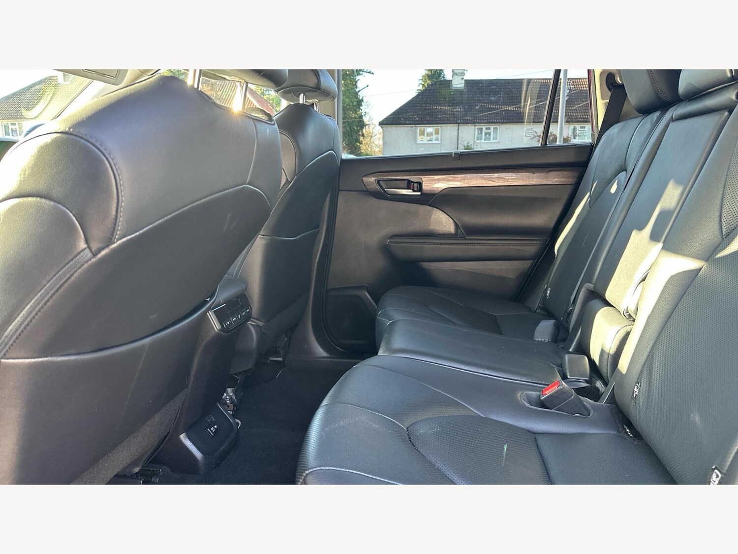 Used Toyota Highlander 2021 for sale - 76976451: Photo 15