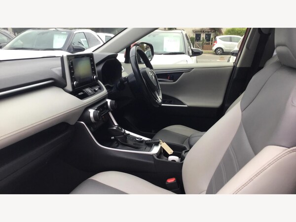 Used Toyota RAV4 2019 for sale - 76260337: Photo 12
