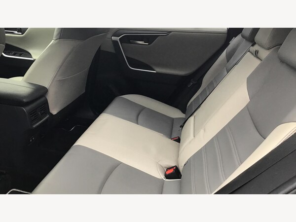 Used Toyota RAV4 2019 for sale - 76260337: Photo 15