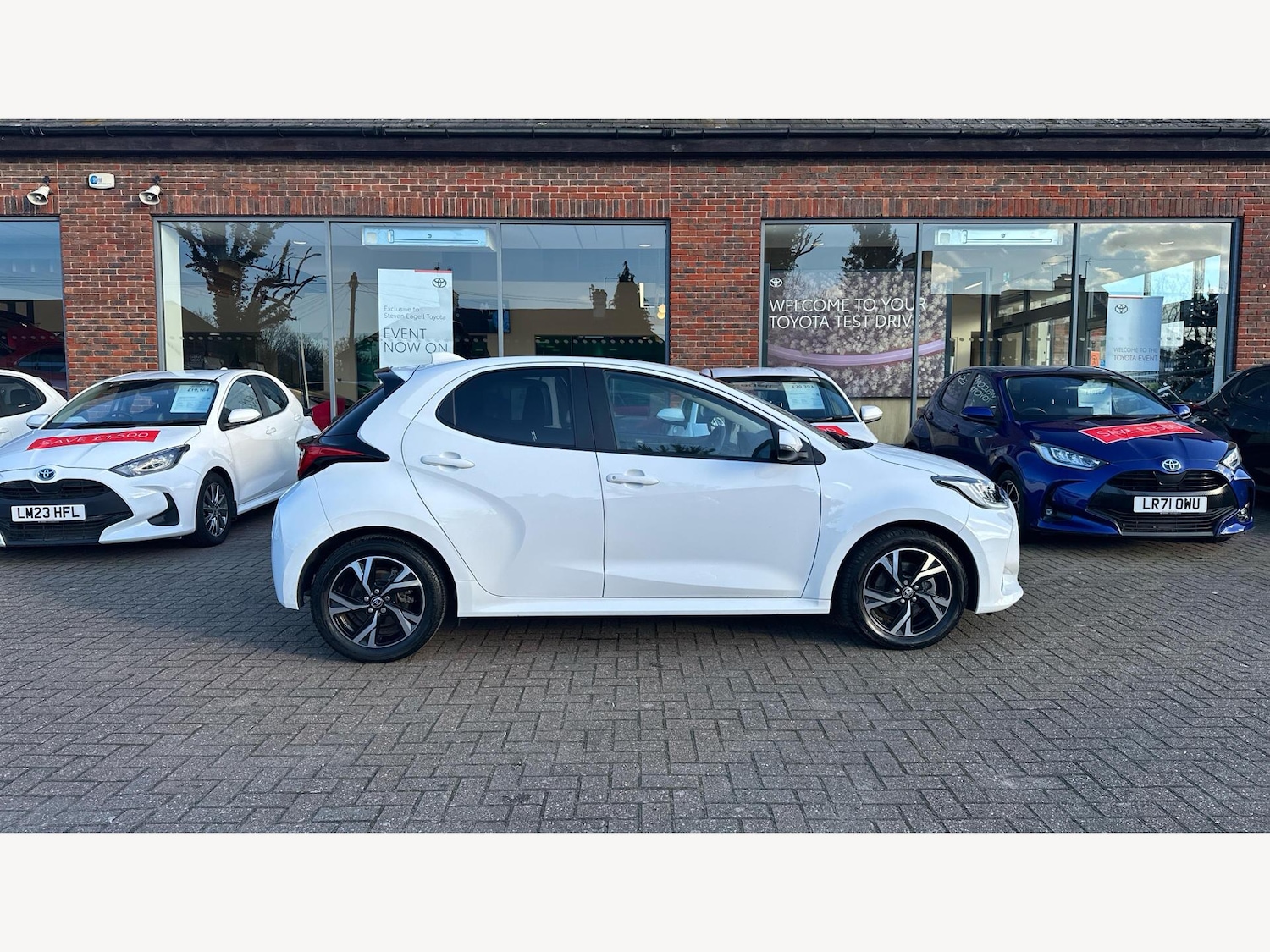 Used Toyota Yaris 2024 for sale - 77109905: Photo 18