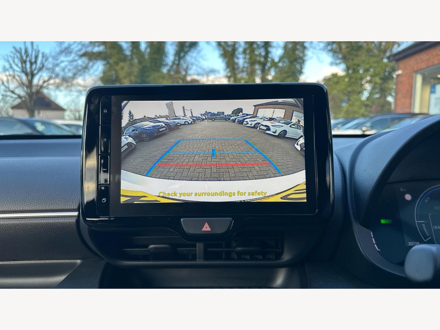 Used Toyota Yaris 2024 for sale - 77109905: Photo 25