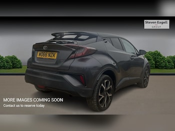 Used Toyota C-HR 2017 for sale - 76457827: Photo