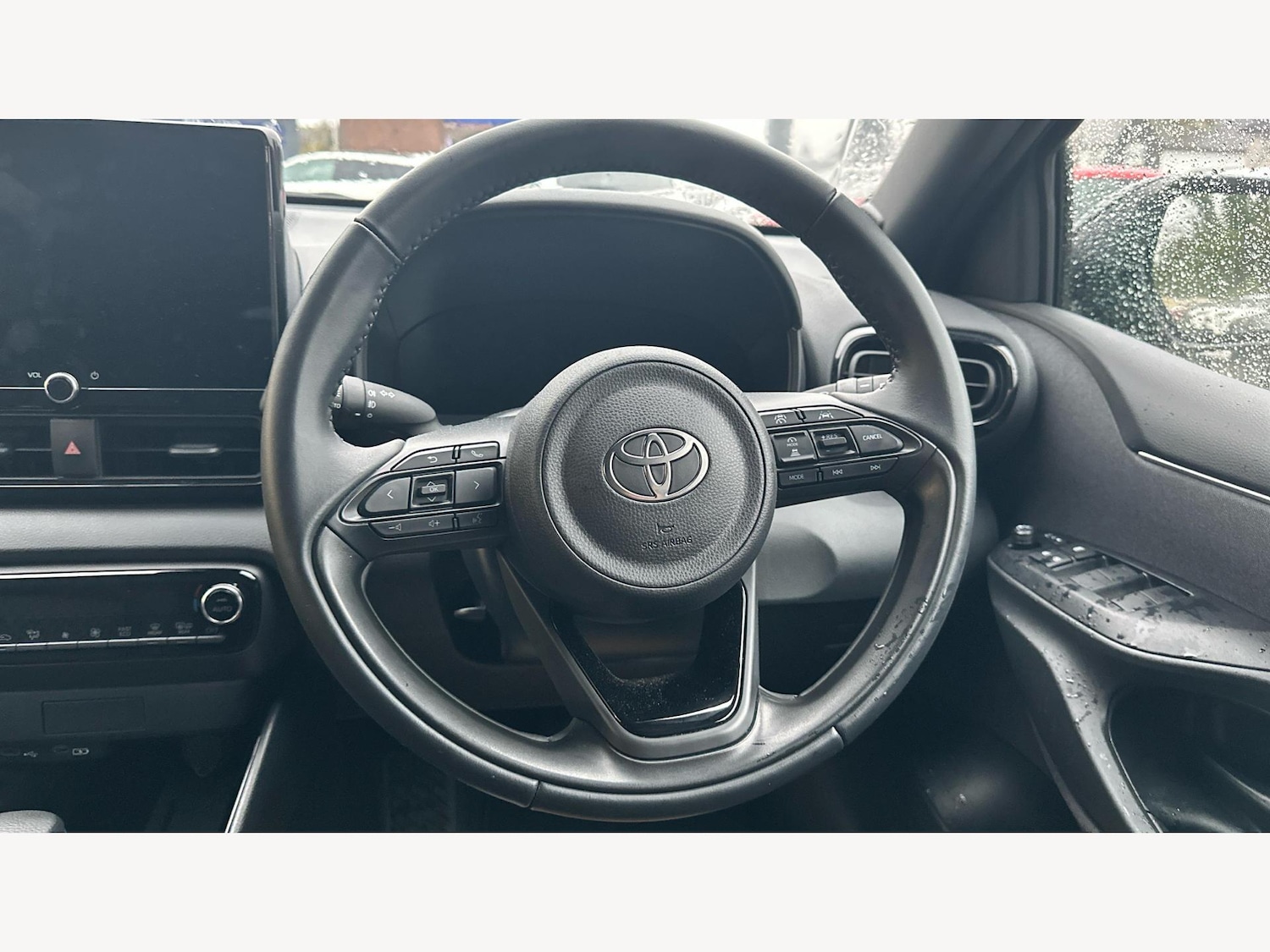 Used Toyota Yaris 2025 for sale - 76388856: Photo 10