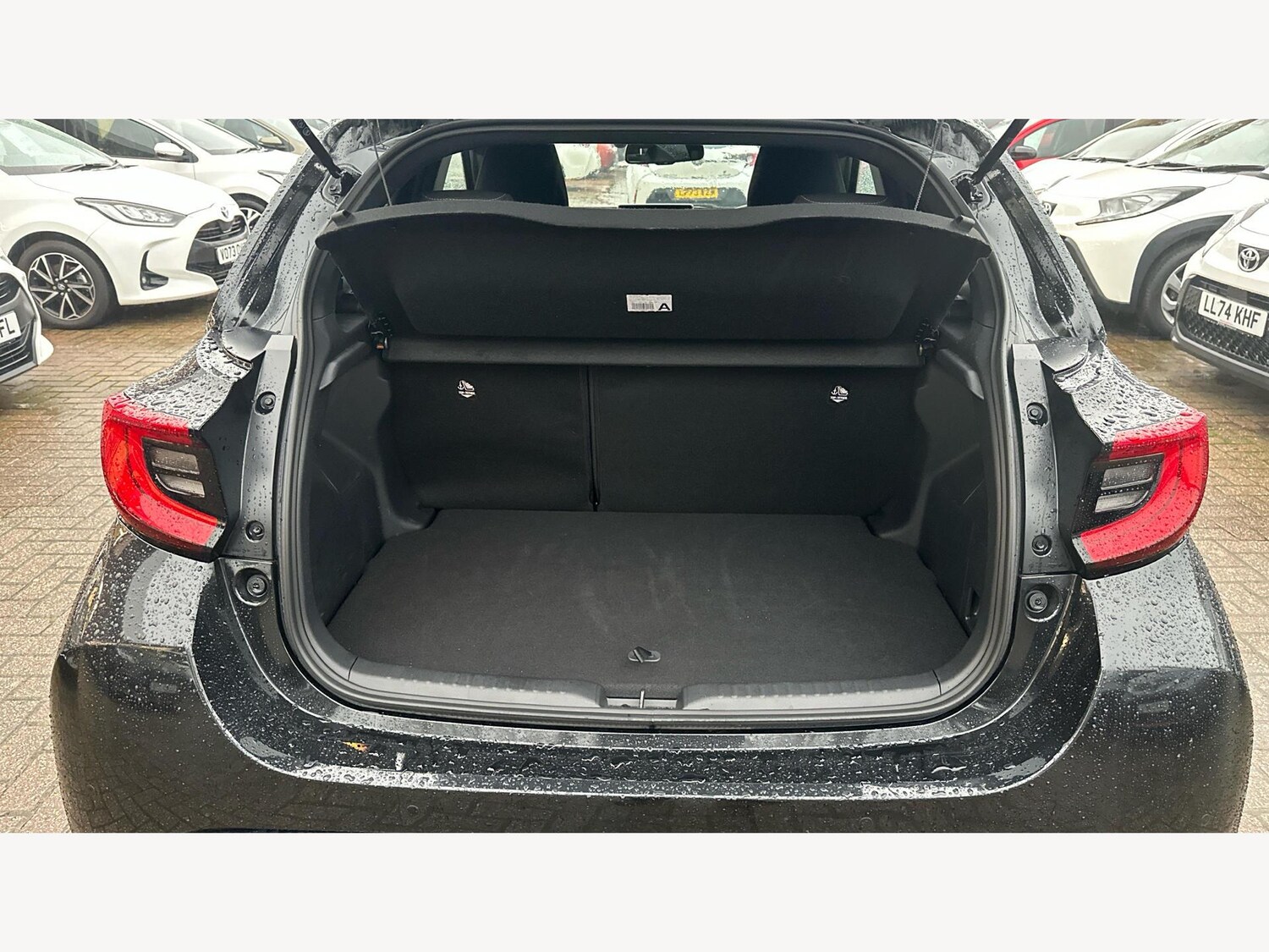 Used Toyota Yaris 2025 for sale - 76388856: Photo 16