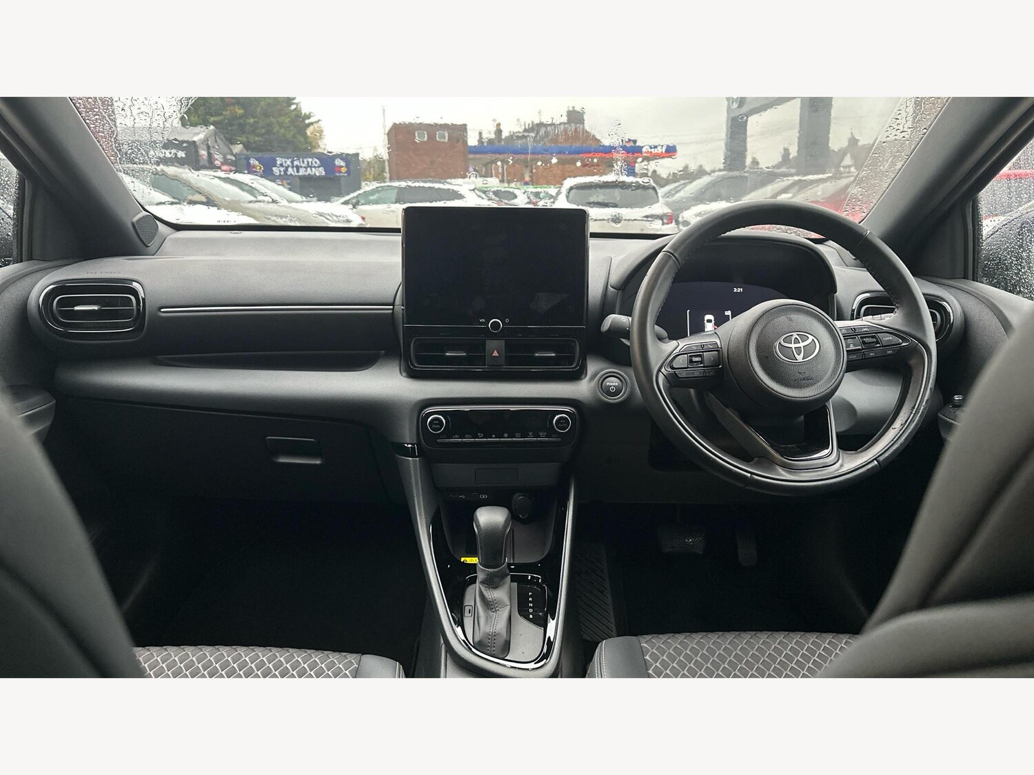 Used Toyota Yaris 2025 for sale - 76388856: Photo 7