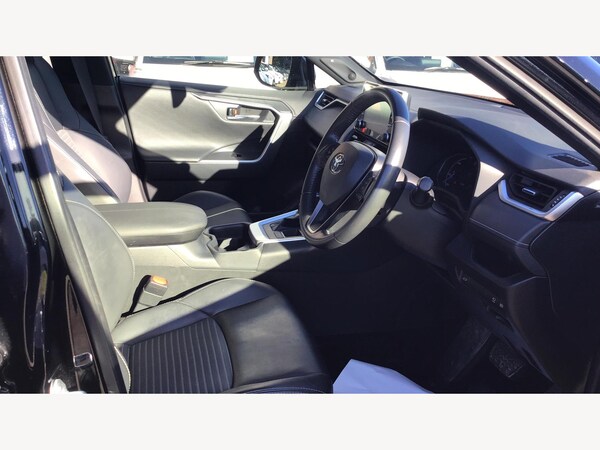 Used Toyota RAV4 2021 for sale - 76260116: Photo 13