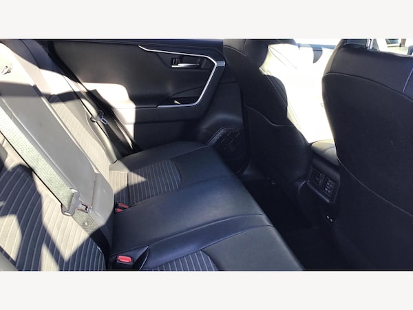 Used Toyota RAV4 2021 for sale - 76260116: Photo 14