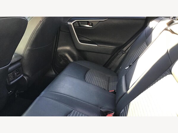 Used Toyota RAV4 2021 for sale - 76260116: Photo 15