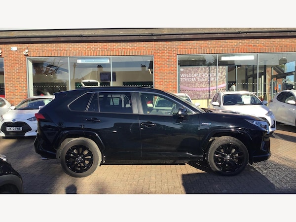 Used Toyota RAV4 2021 for sale - 76260116: Photo 18