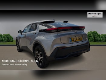 Used Toyota C-HR 2024 for sale - 79441740: Photo