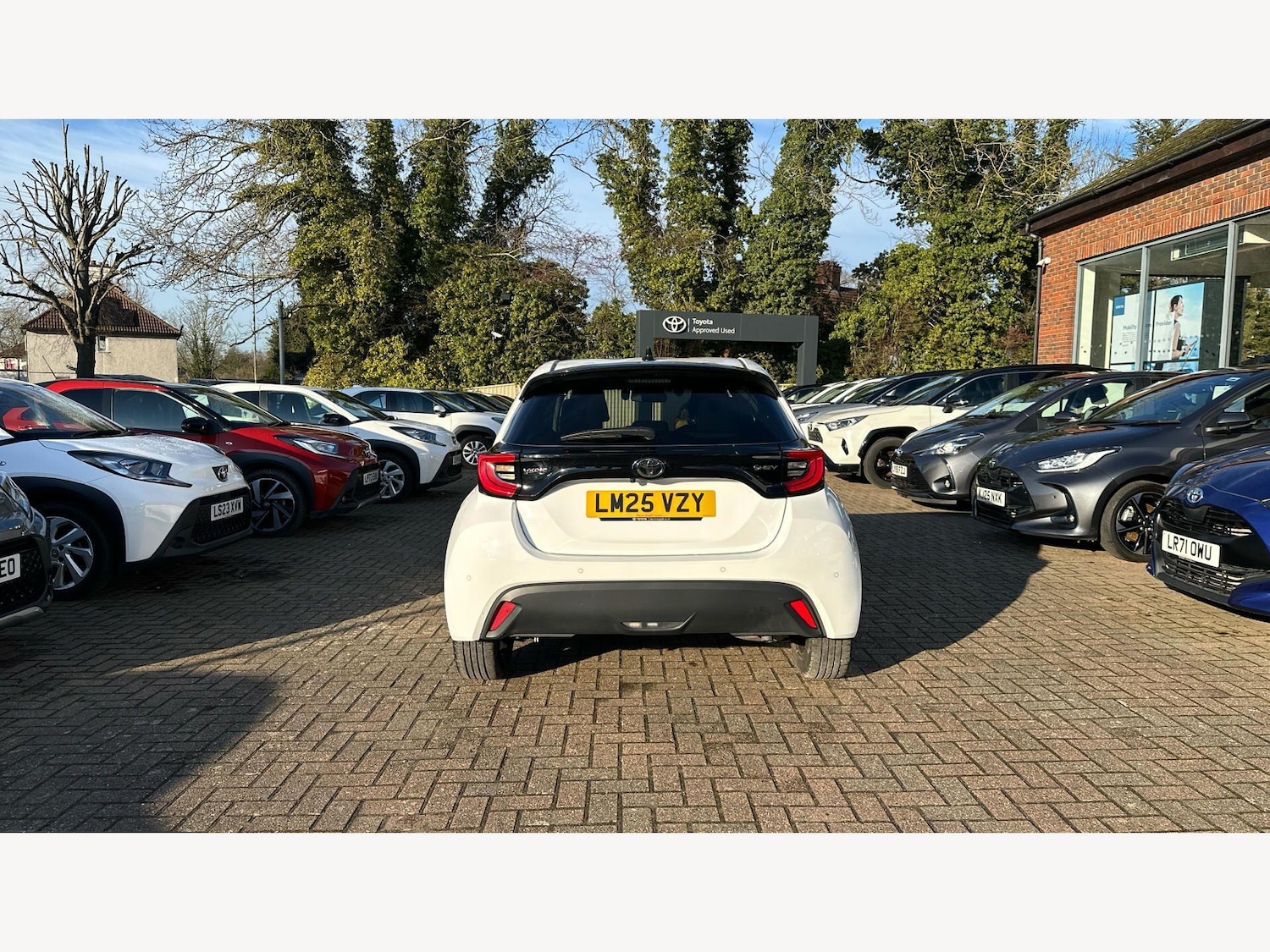 Used Toyota Yaris for sale - 78086825: Photo 21