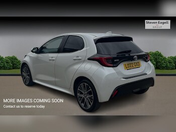 Used Toyota Yaris 2022 for sale - 77682868: Photo