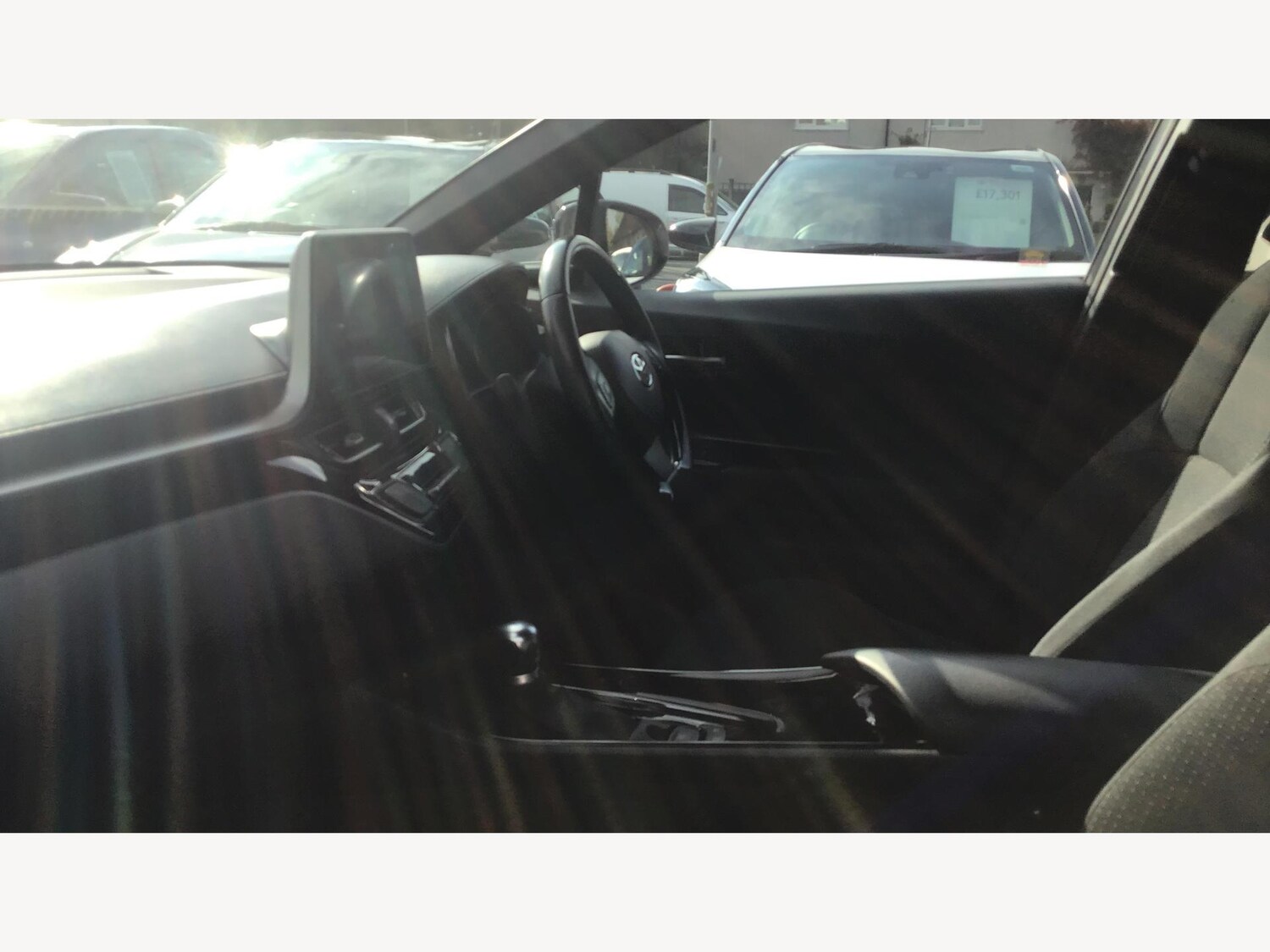 Used Toyota C-HR 2019 for sale - 76166762: Photo 12