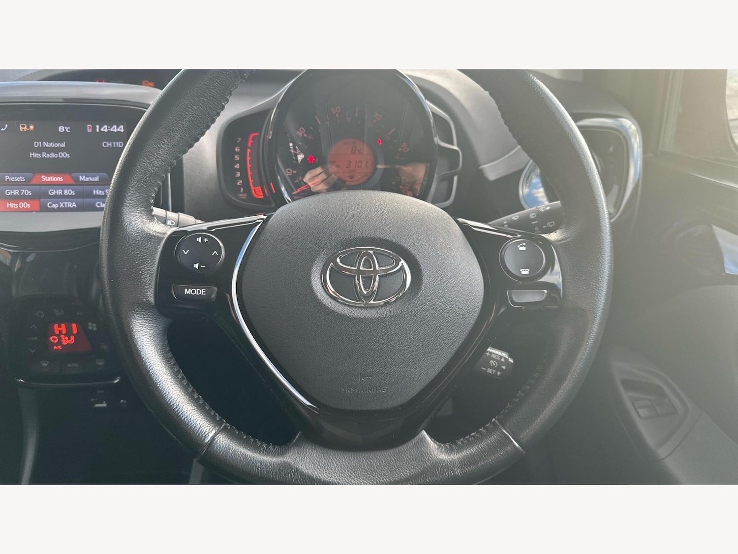 Used Toyota AYGO 2017 for sale - 77290635: Photo 10