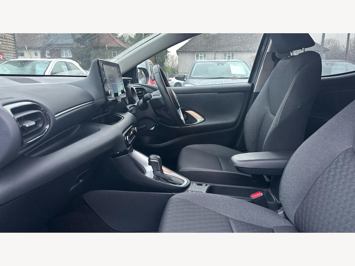 Used Toyota Yaris 2021 for sale - 77290779: Photo 12