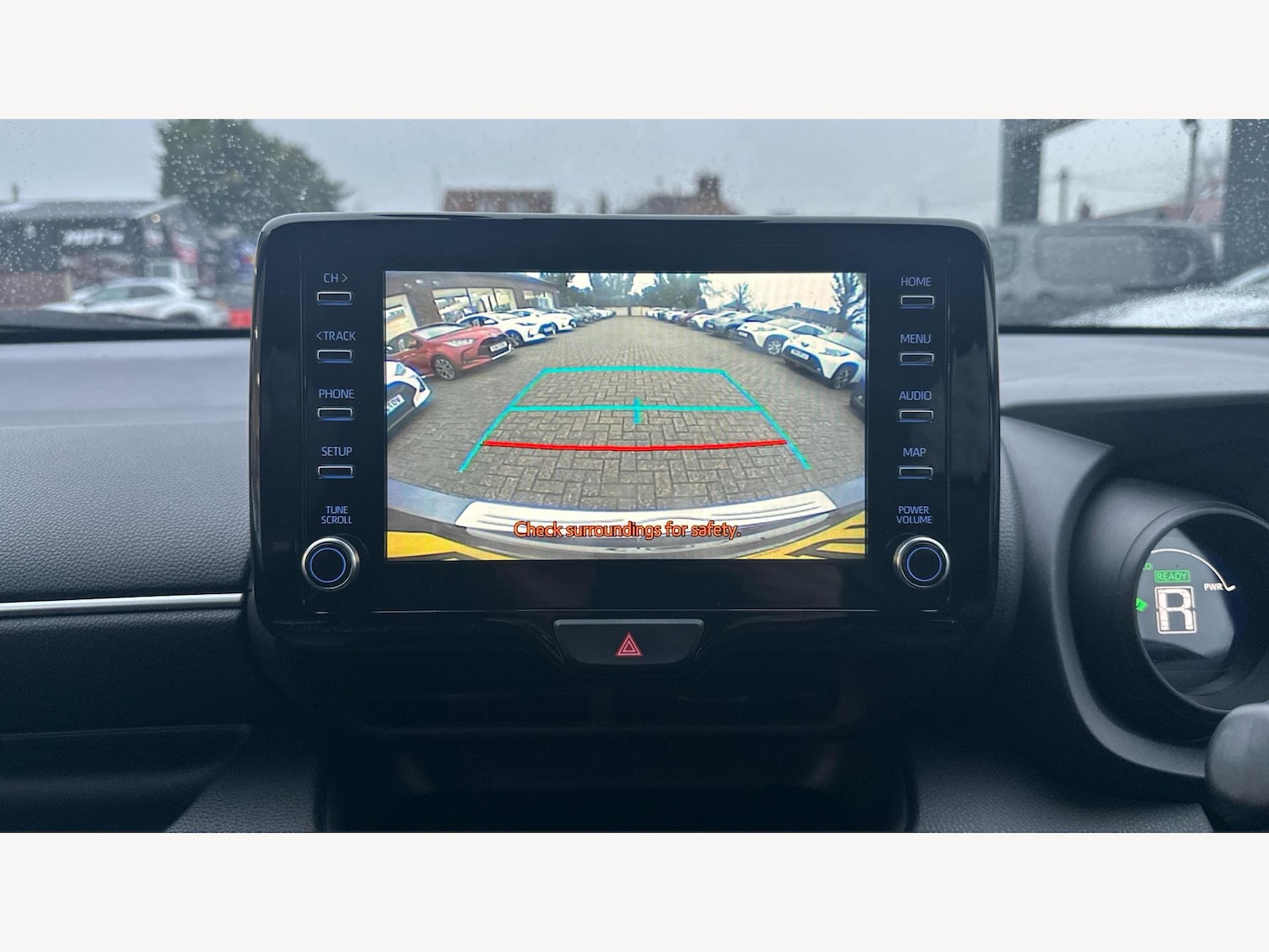 Used Toyota Yaris 2021 for sale - 77290779: Photo 25