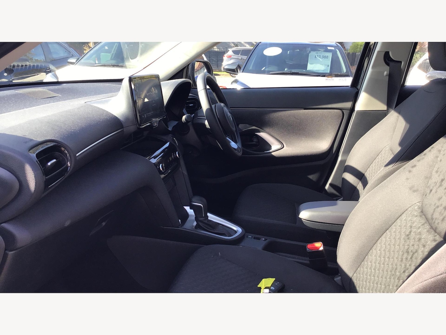 Used Toyota Yaris Cross 2025 for sale - 76152265: Photo 12
