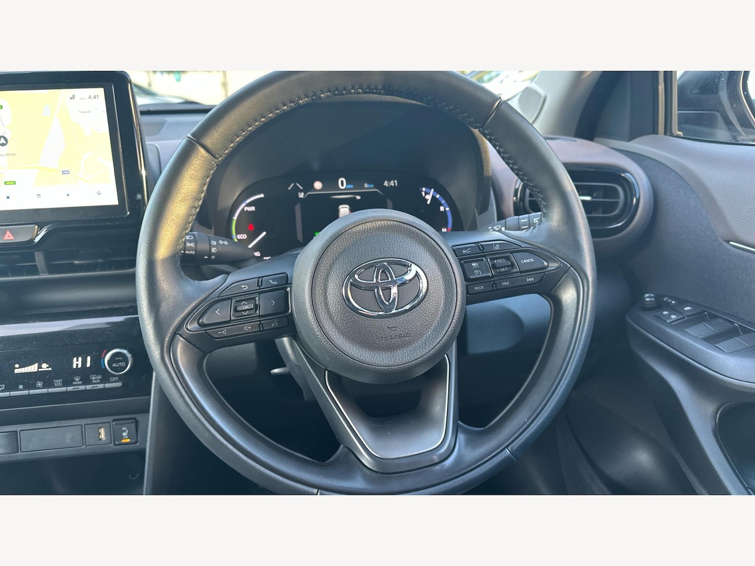 Used Toyota Yaris Cross 2023 for sale - 77120488: Photo 10