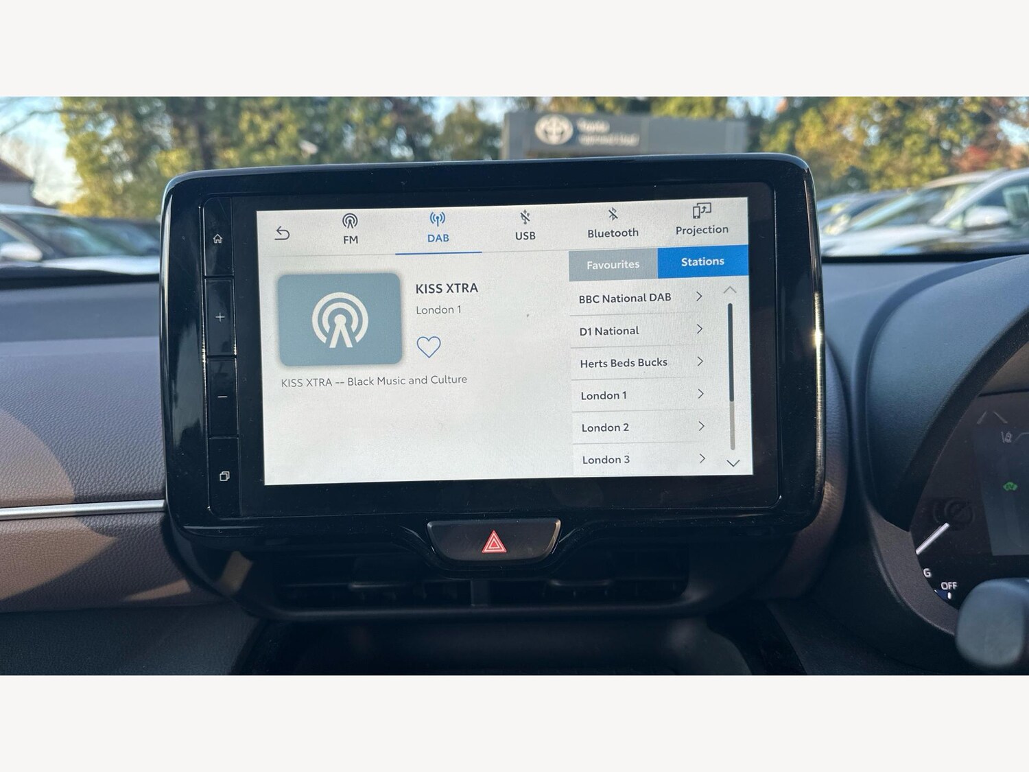 Used Toyota Yaris Cross 2023 for sale - 77120488: Photo 24