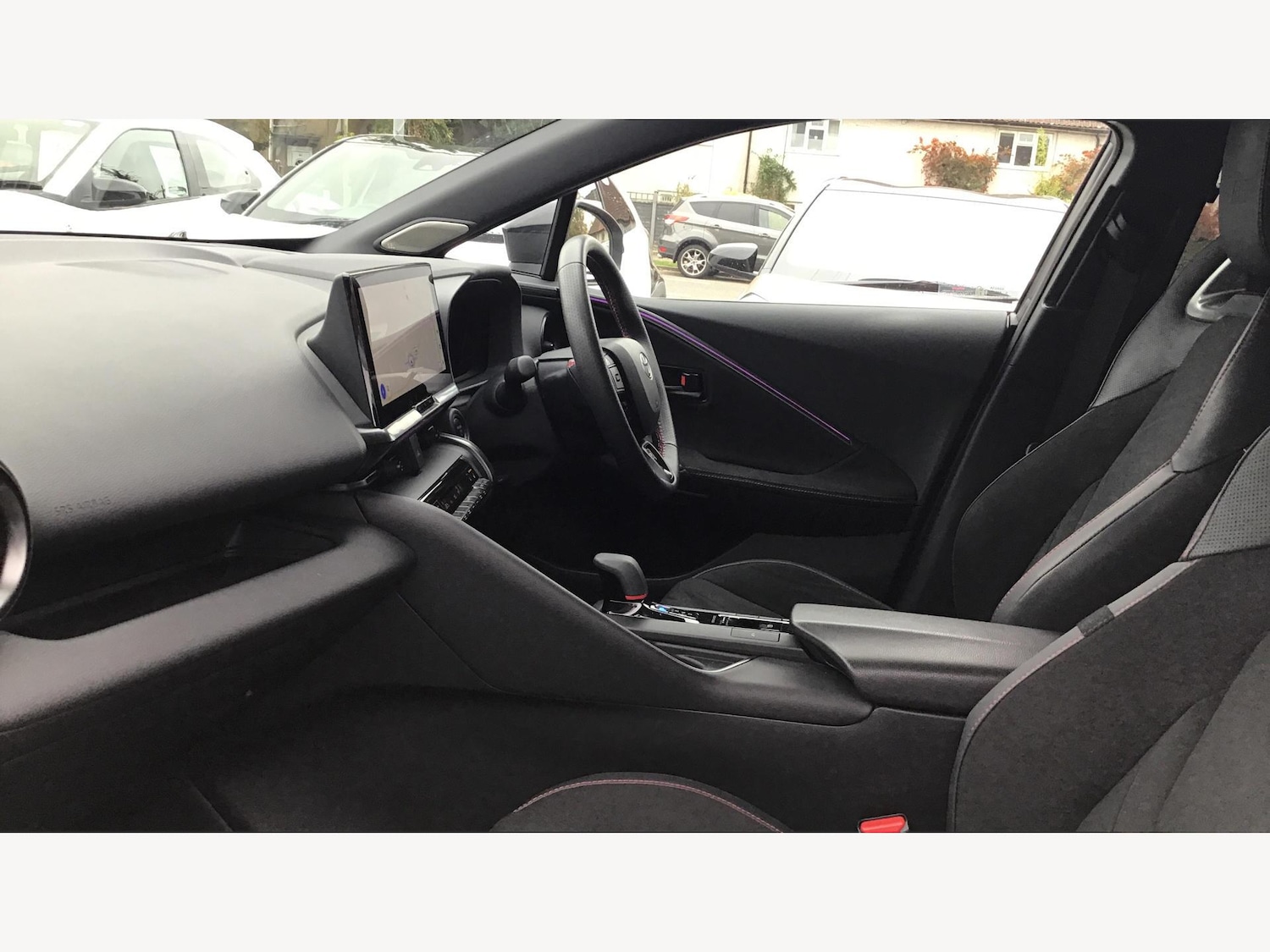 Used Toyota C-HR 2025 for sale - 76360992: Photo 12