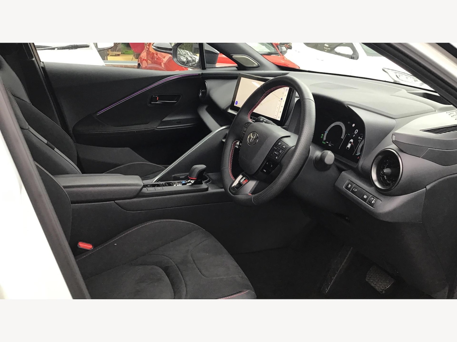 Used Toyota C-HR 2025 for sale - 76360992: Photo 13