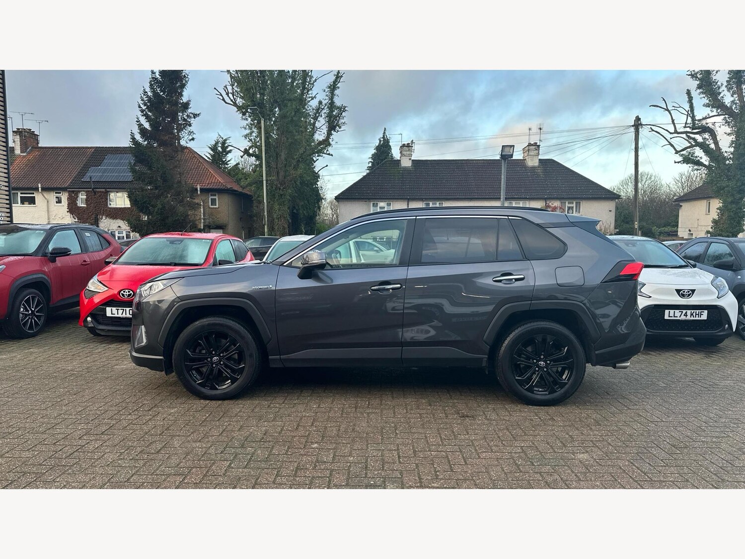 Used Toyota RAV4 2020 for sale - 76824925: Photo 19