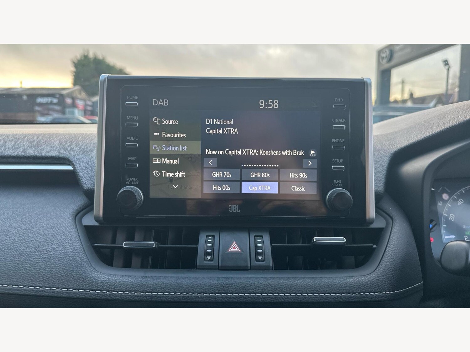 Used Toyota RAV4 2020 for sale - 76824925: Photo 24