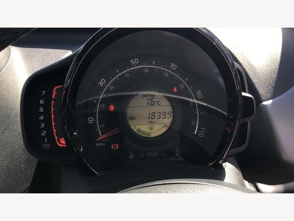 Used Toyota AYGO 2021 for sale - 75789500: Photo 11