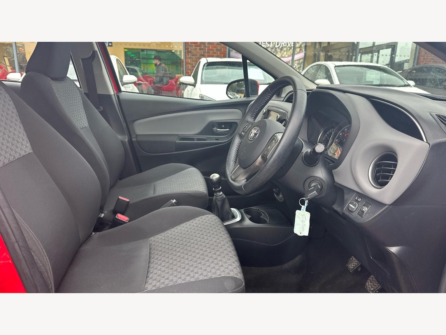 Used Toyota Yaris 2015 for sale - 77411174: Photo 13