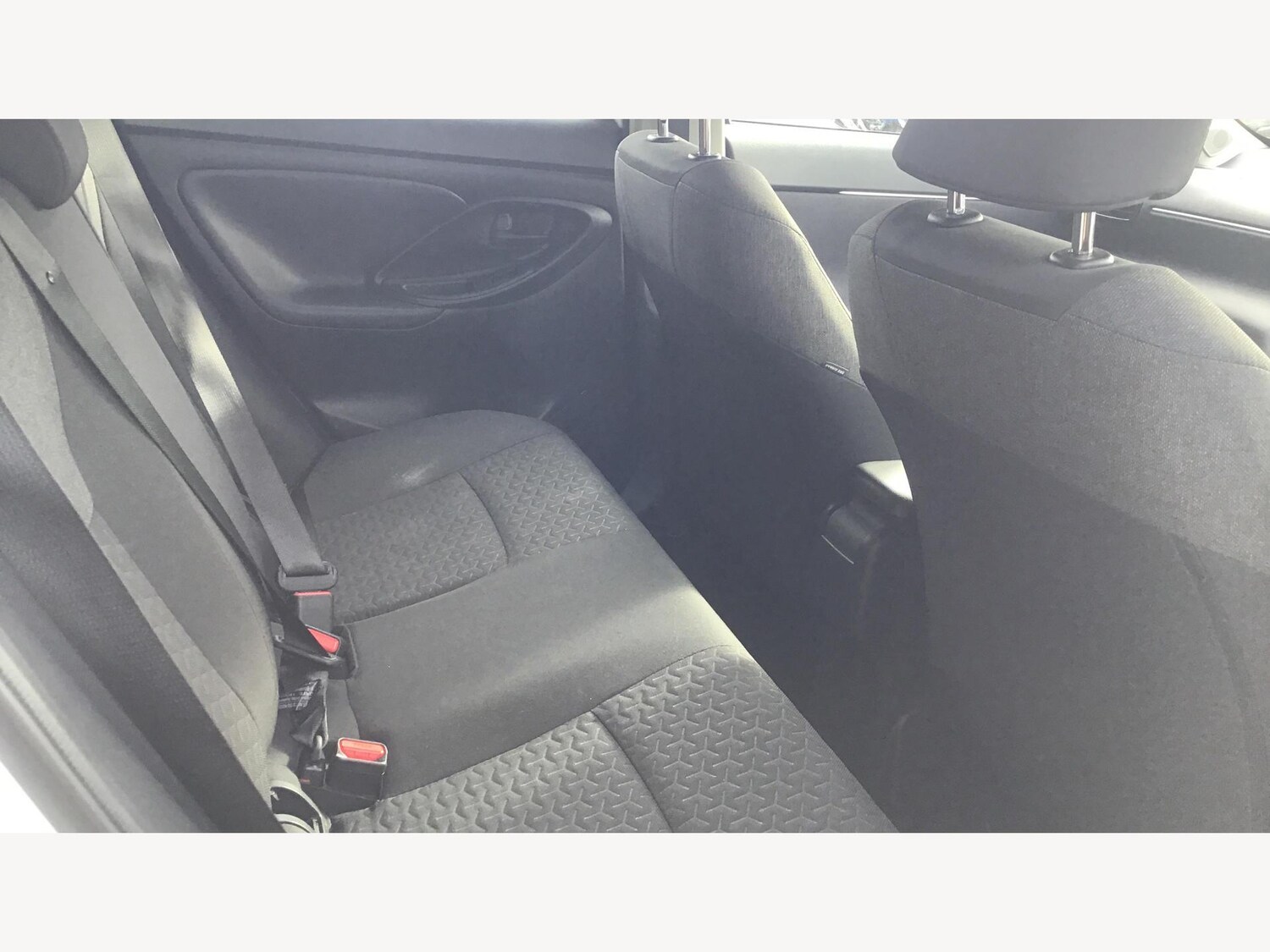 Used Toyota Yaris Cross 2024 for sale - 76152375: Photo 14