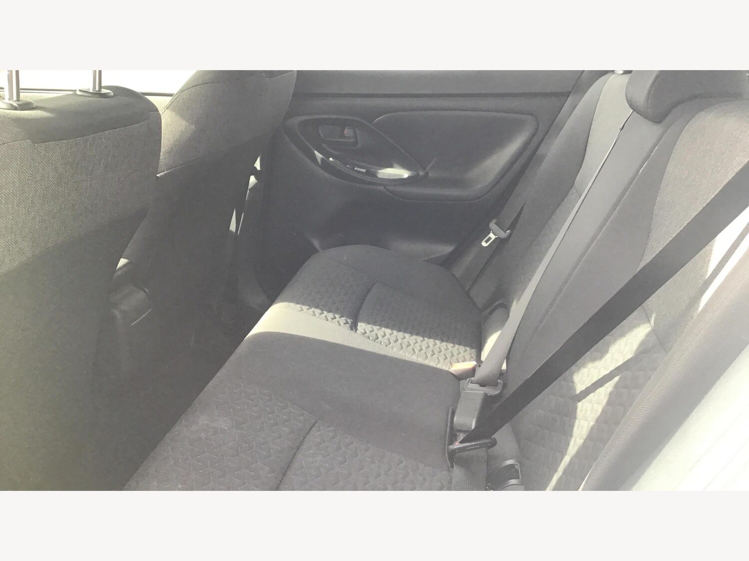 Used Toyota Yaris Cross 2024 for sale - 76152375: Photo 15