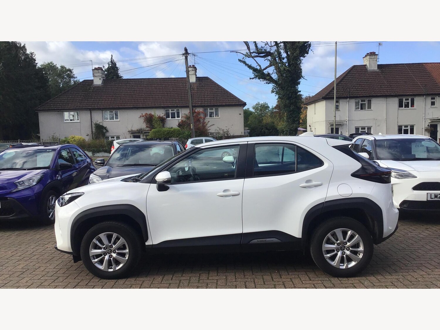 Used Toyota Yaris Cross 2024 for sale - 76152375: Photo 19