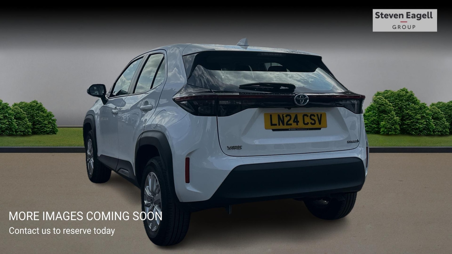 Used Toyota Yaris Cross 2024 for sale - 76152375: Photo 2