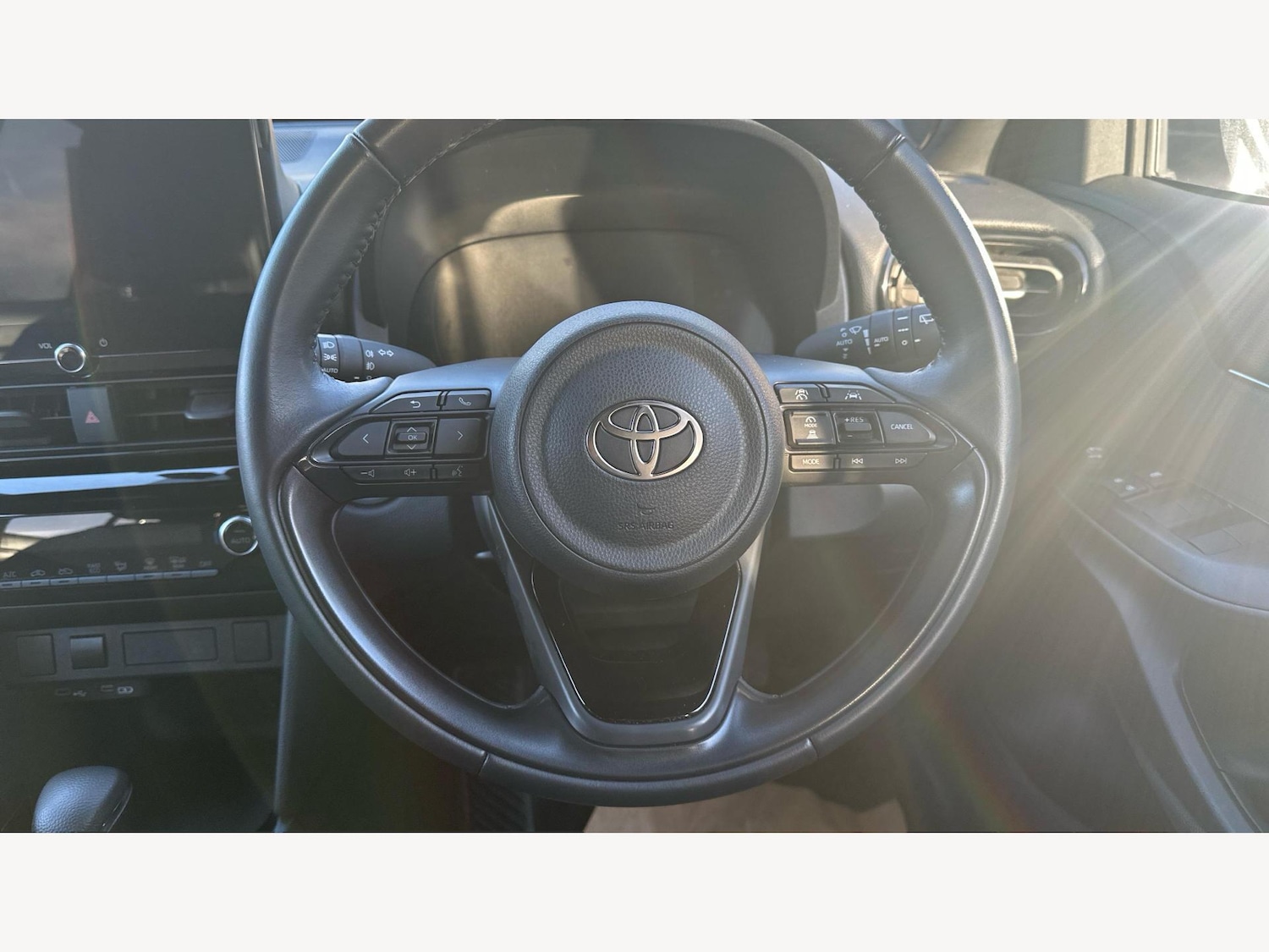 Used Toyota Yaris Cross 2024 for sale - 76612943: Photo 10