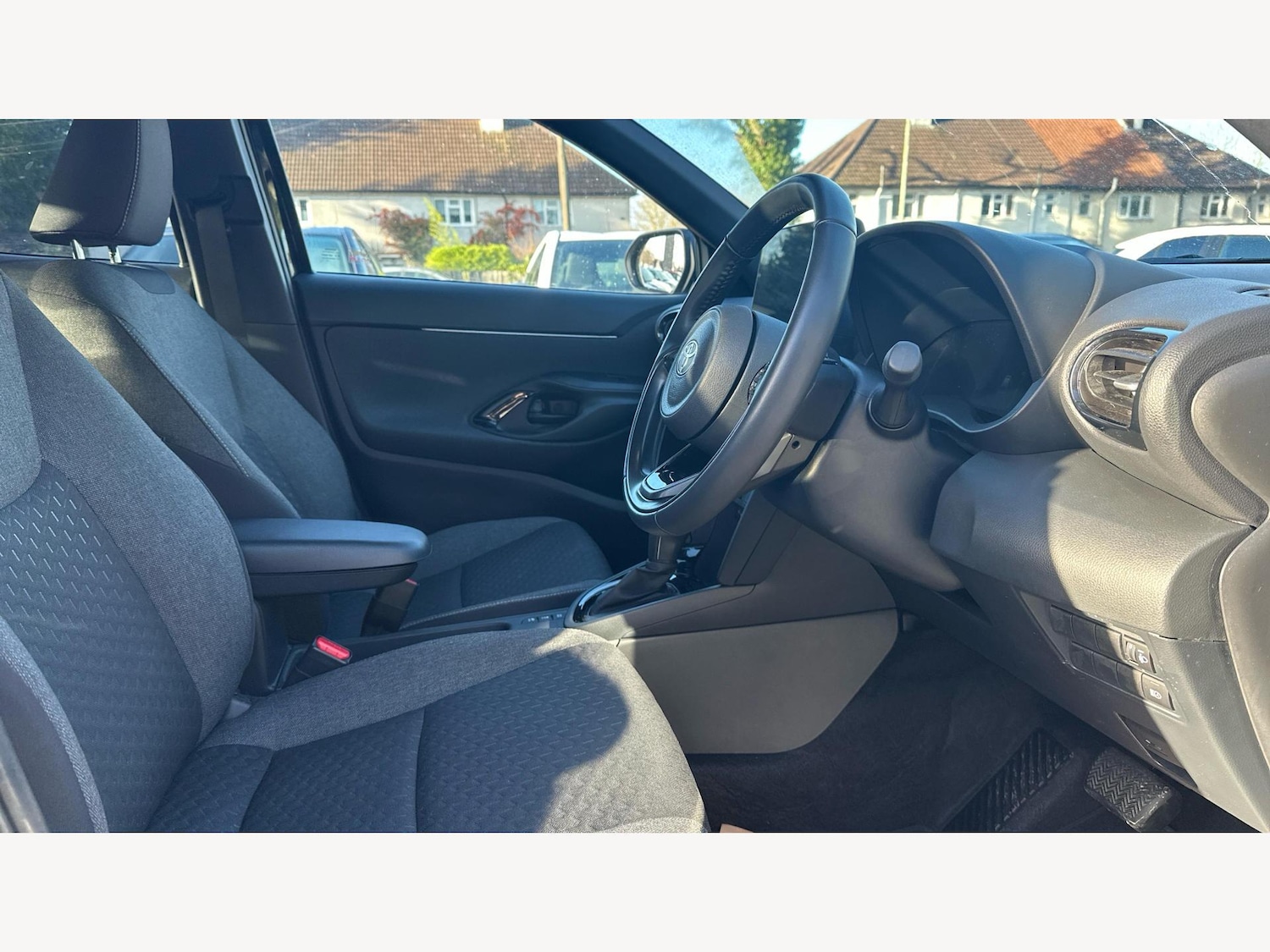 Used Toyota Yaris Cross 2024 for sale - 76612943: Photo 13