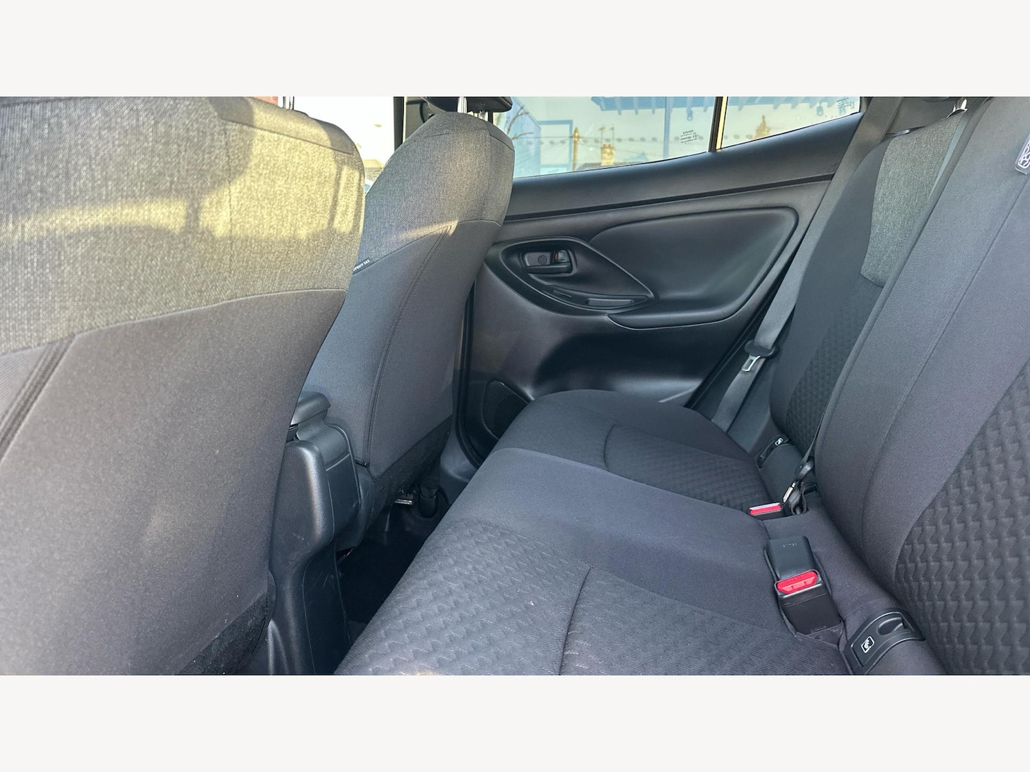 Used Toyota Yaris Cross 2024 for sale - 76612943: Photo 15